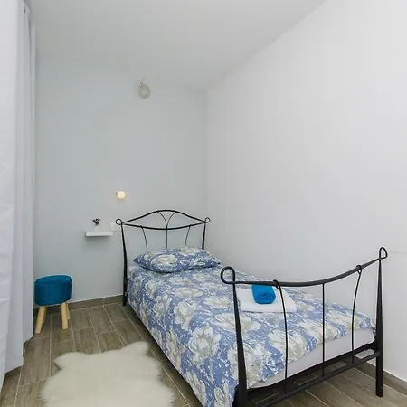 Marina Luxury Suites Apartment Kaštela