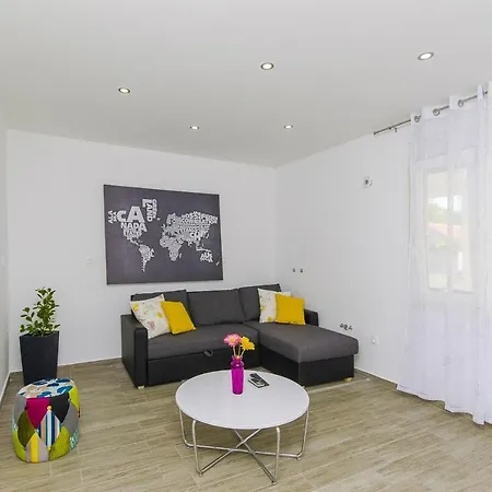 Apartment Marina Luxury Suites *